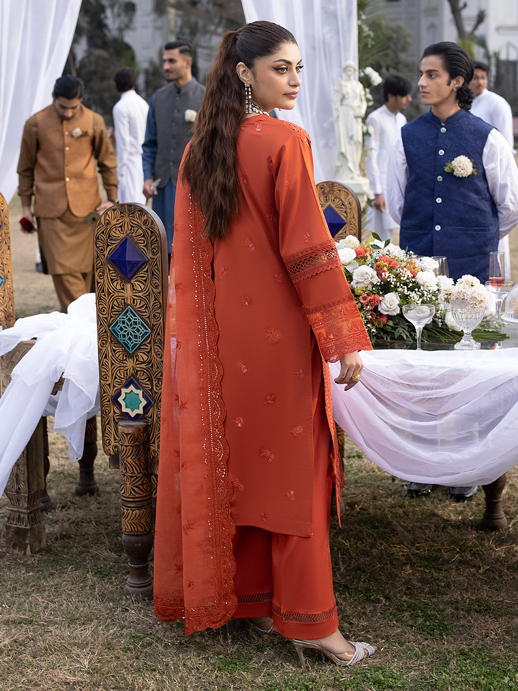 Mahnur | Mahrukh Luxury Lawn 24 | IRIS -  Mahnur Luxury - Original Designer Dress - House of Maryam