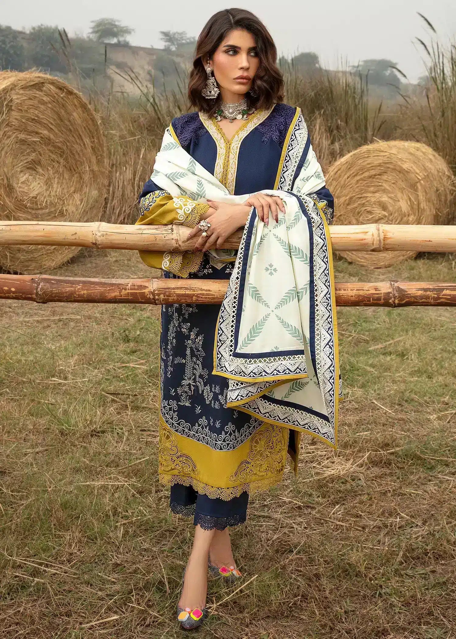 Saira Shakira | Raya Winter Stitched 23 | Neal -  Saira Shakira Luxury - Original Designer Dress - House of Maryam