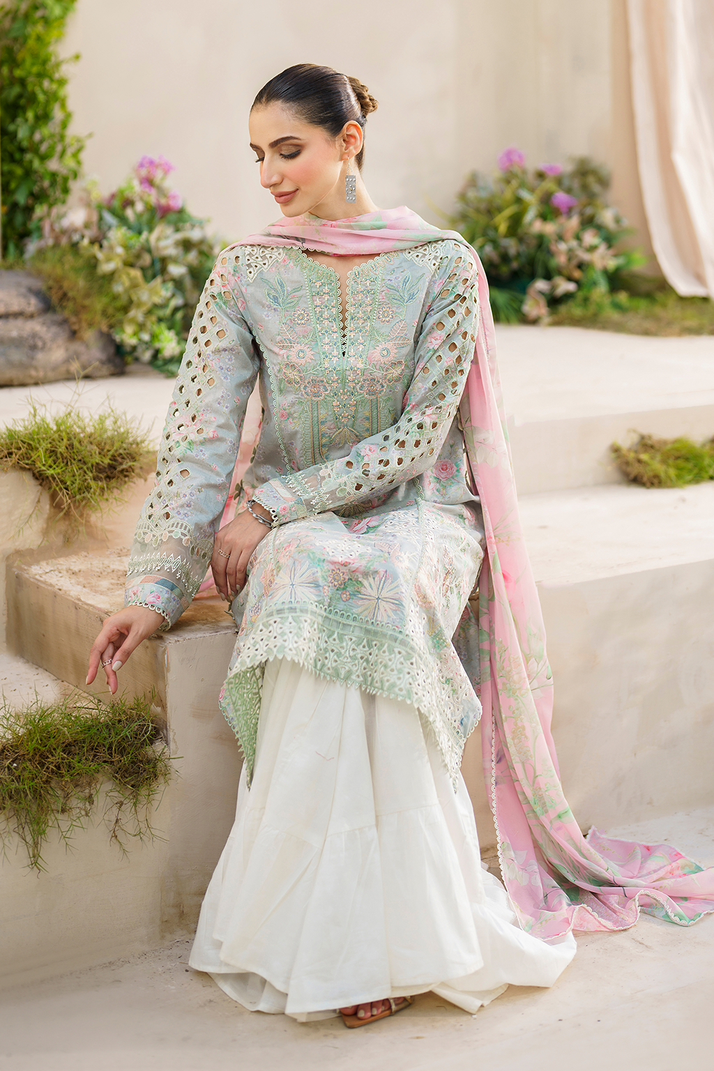 Iznik | Festive lawn 24 | SFL-07 -  Iznik Luxury - Original Designer Dress - House of Maryam