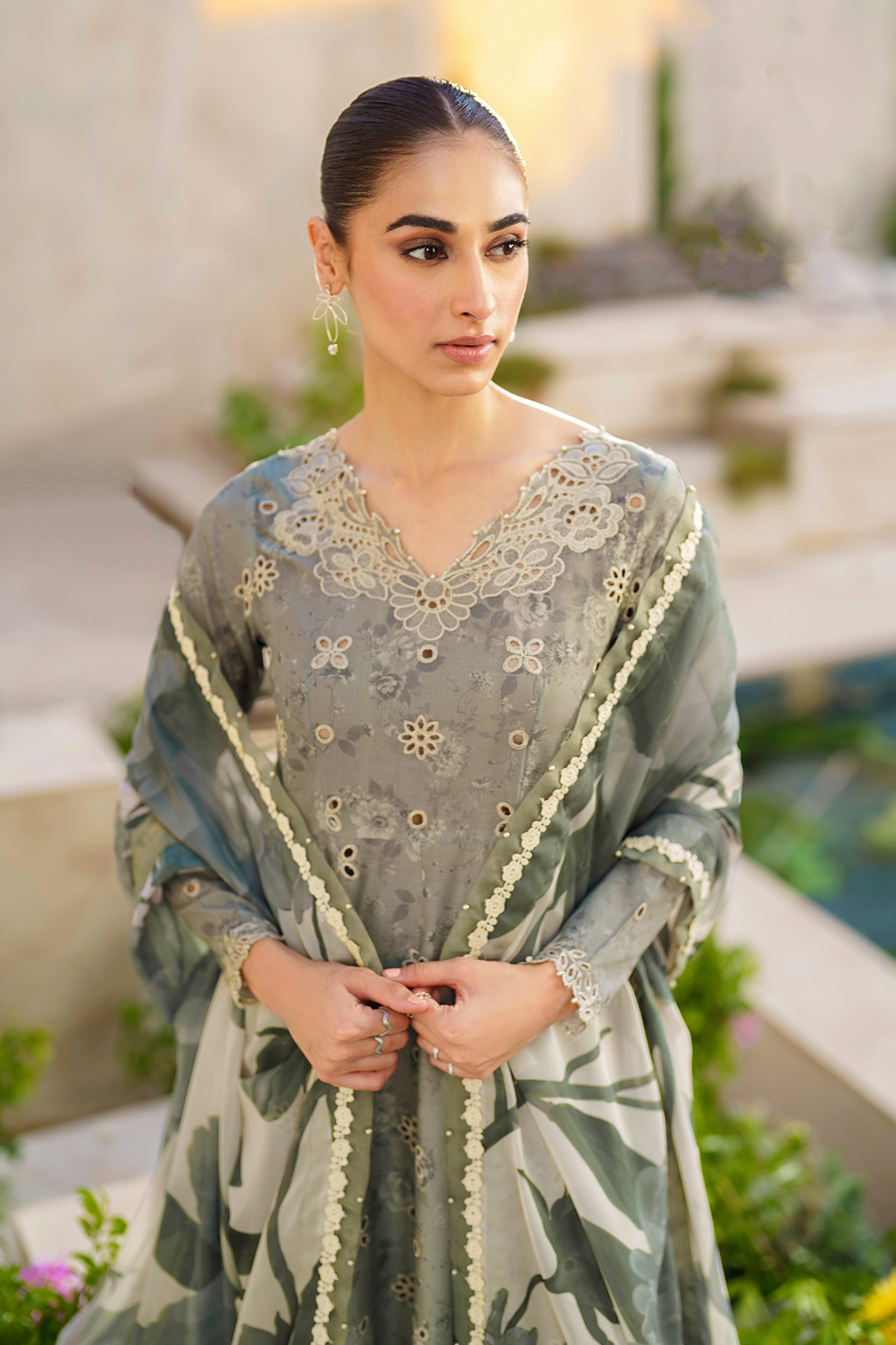 Iznik | Festive lawn 24 | SFL-10 -  Iznik Luxury - Original Designer Dress - House of Maryam