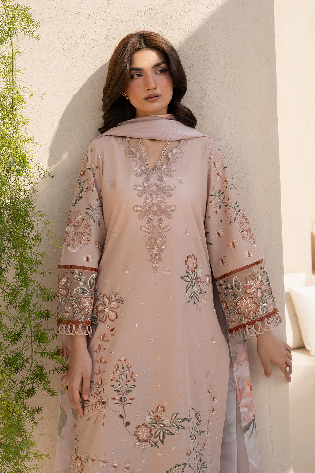 Iznik | Festive Lawn 25 | EFL-02 -  Iznik Ladies Clothes - Original Designer Dress - House of Maryam