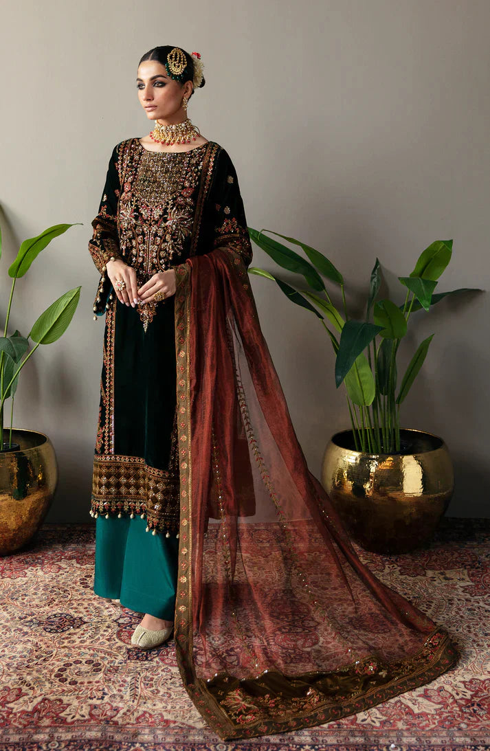 Emaan Adeel | Makhmal Velvet Edition 23 | MK-06 VERSHA -  Emaan Adeel Formal - Original Designer Dress - House of Maryam