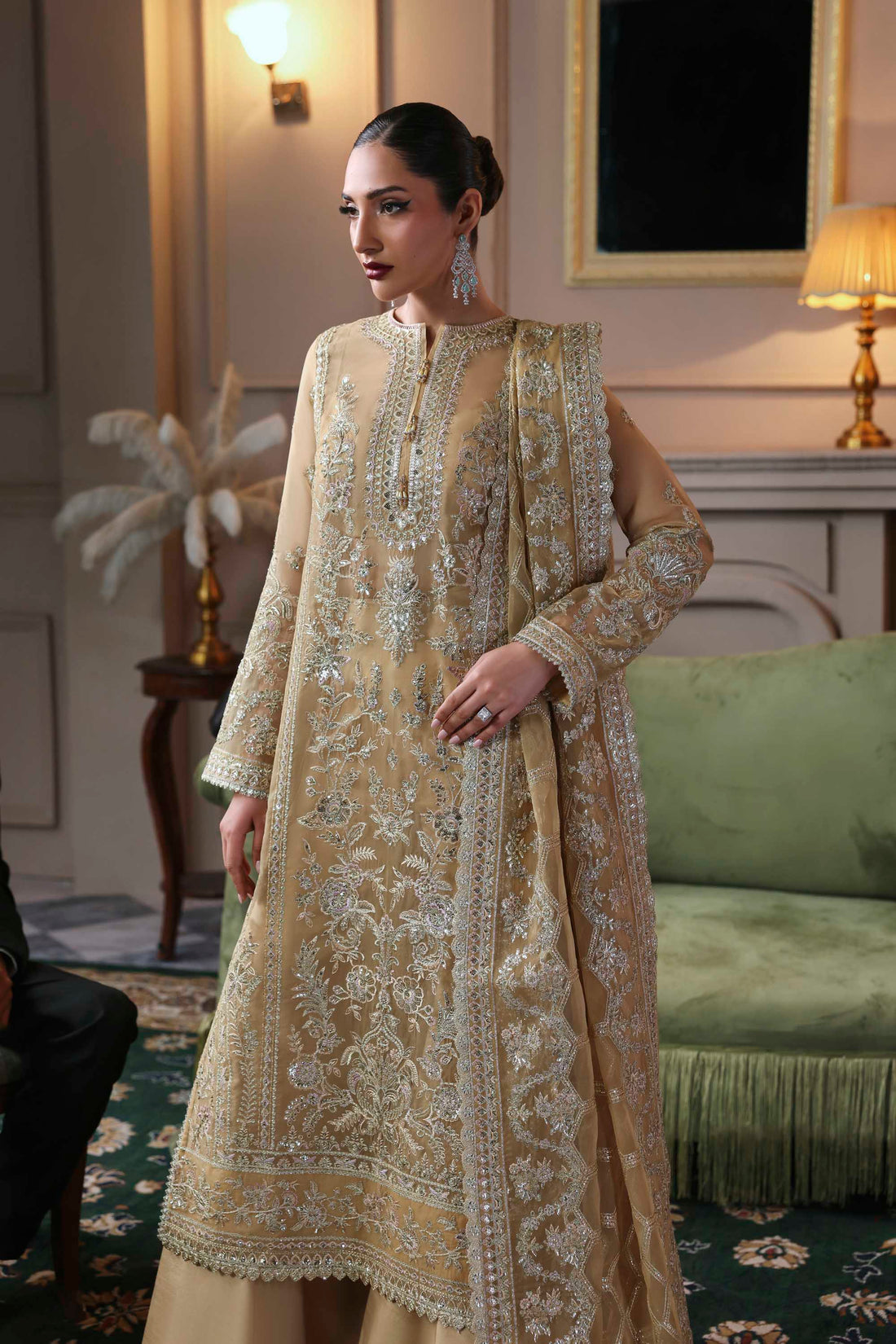 Akbar Aslam | Formals | Tajmeen