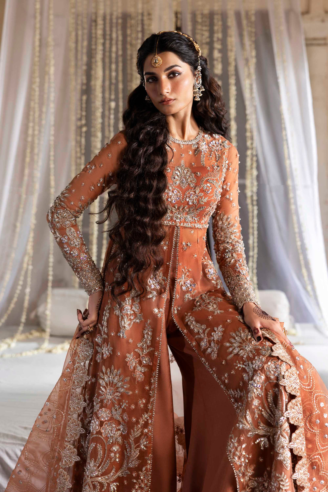 Akbar Aslam | Formals | Meherun