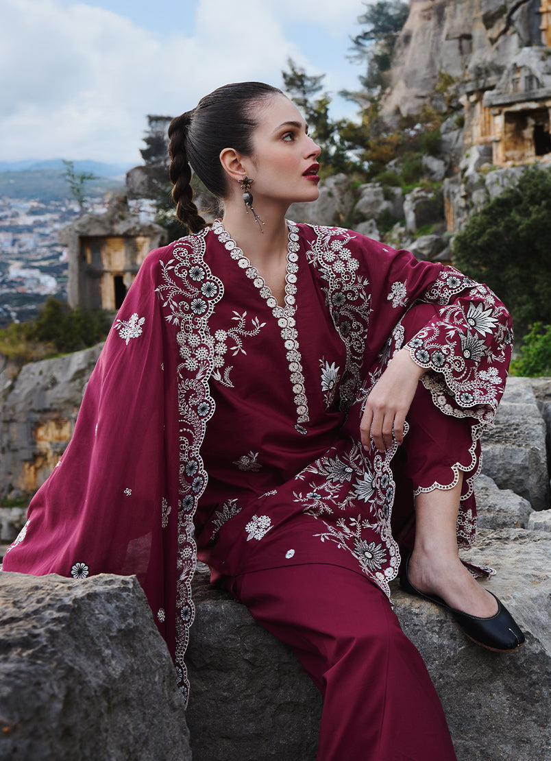 Image | Lawnkari 25 | Lilia -  Image Ladies Clothes - Original Designer Dress - House of Maryam