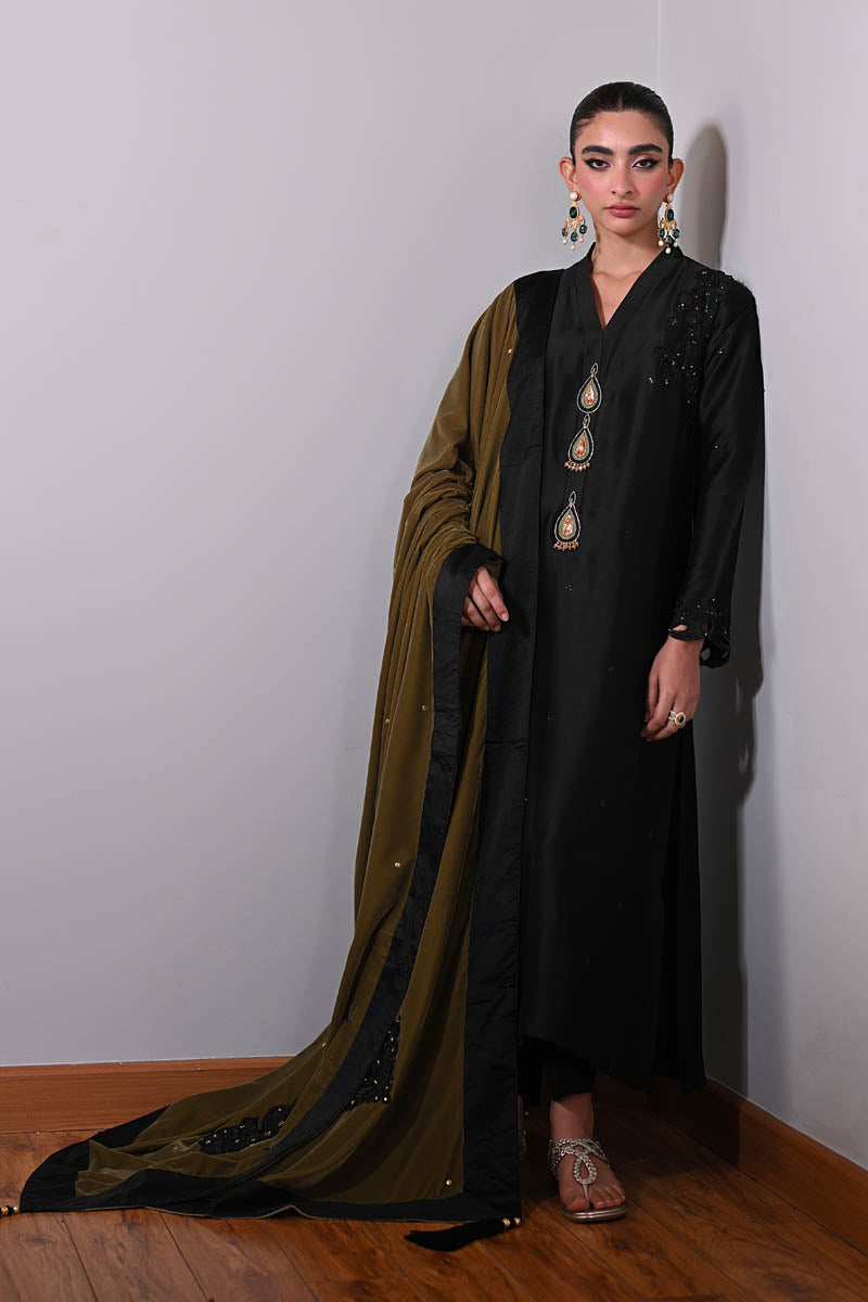 Hue Pret | Farasha Luxury Winter | Nisha -  Hue Pret Ladies Clothes - Original Designer Dress - House of Maryam