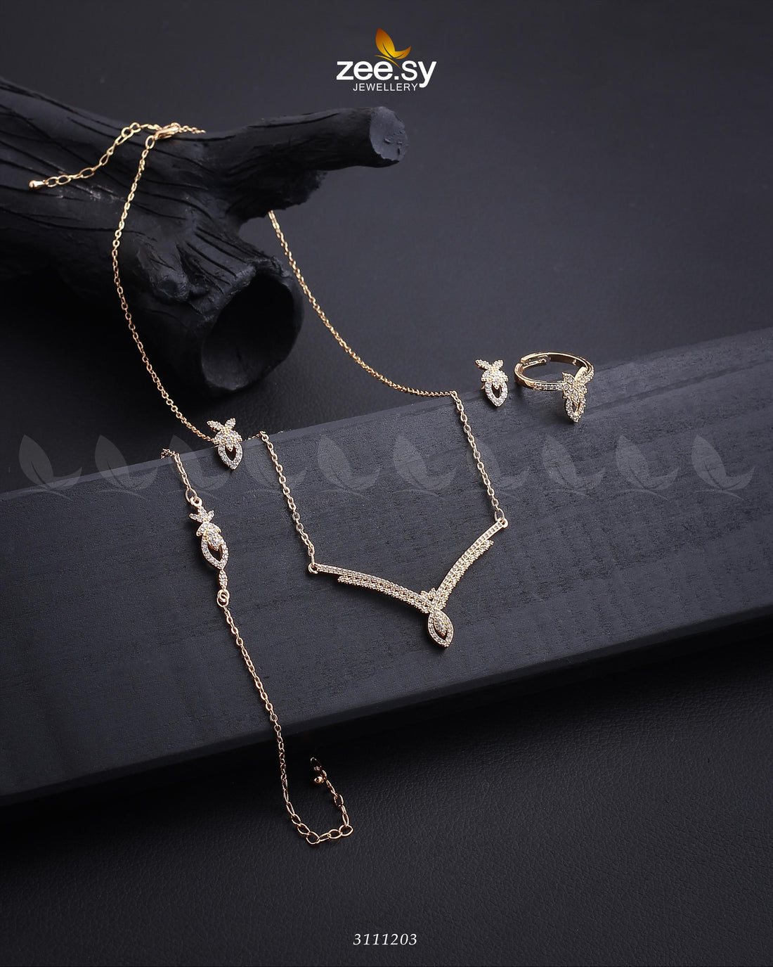 Siskin Pendant -  Zeesy Pendant - Original Designer Dress - House of Maryam