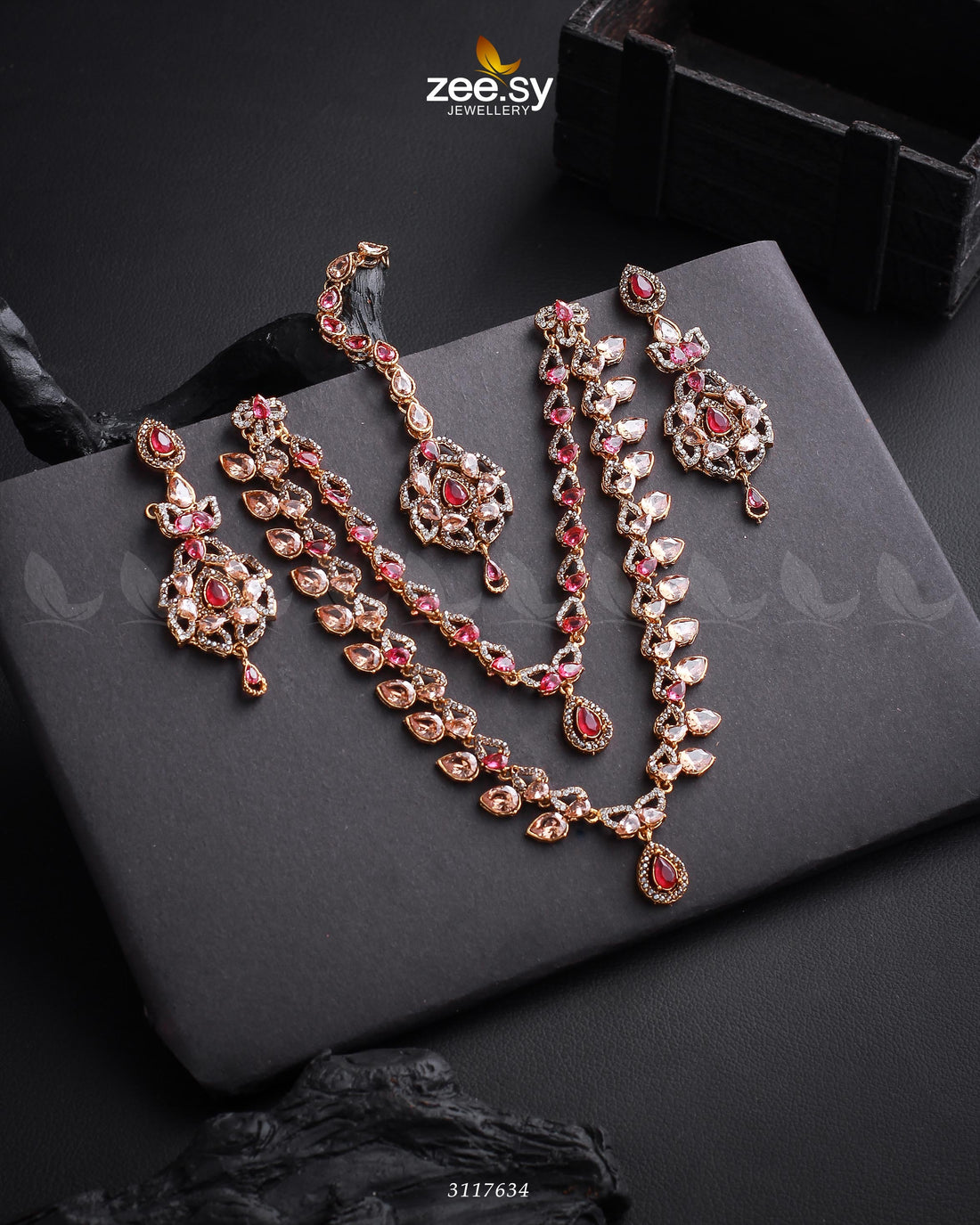 Urwa Hocane Necklace Set -  Zeesy Necklace Sets - Original Designer Dress - House of Maryam
