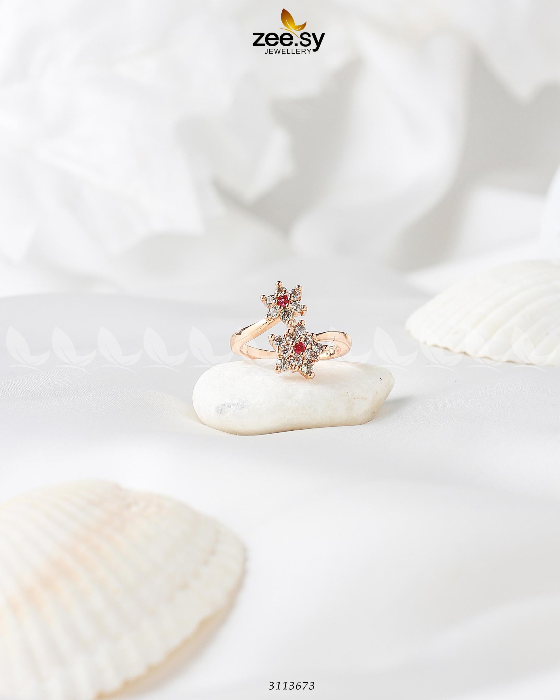 Orla Ring -  Zeesy Finger Ring - Original Designer Dress - House of Maryam