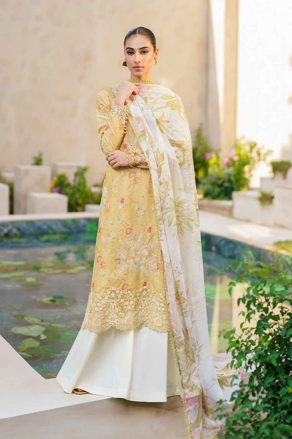 Iznik | Festive lawn 24 | SFL-09 -  Iznik Luxury - Original Designer Dress - House of Maryam
