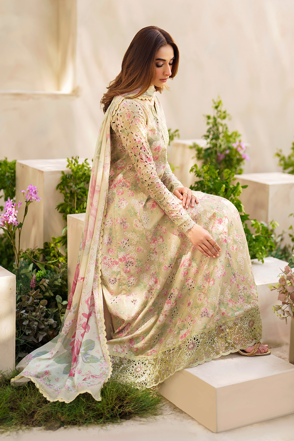 Iznik | Festive lawn 24 | SFL-05 -  Iznik Luxury - Original Designer Dress - House of Maryam