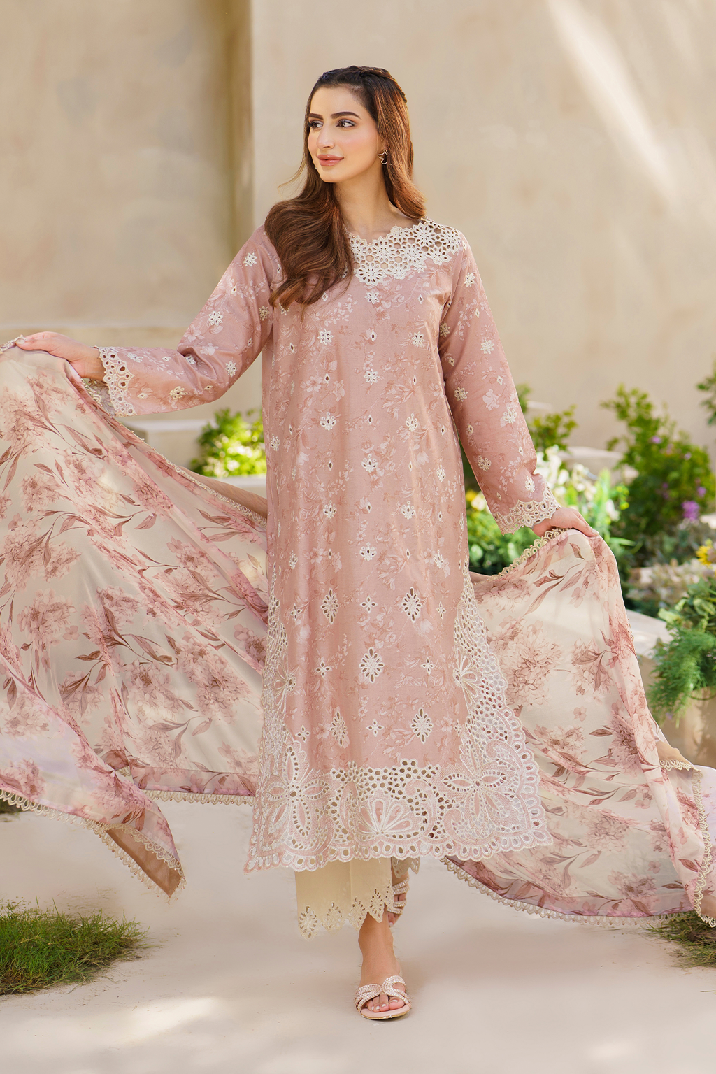 Iznik | Festive lawn 24 | SFL-11 -  Iznik Luxury - Original Designer Dress - House of Maryam
