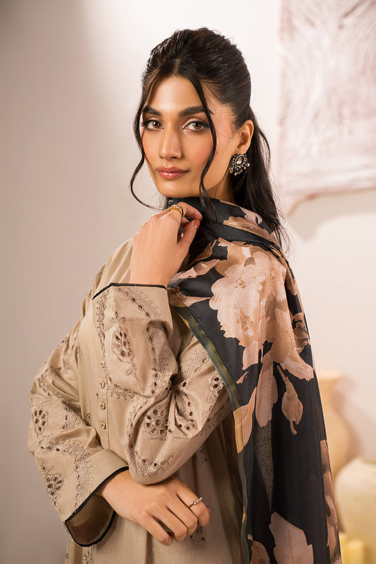 Iznik | Lawnkari 24 | UE-192 MESMERIC -  Iznik Formal - Original Designer Dress - House of Maryam