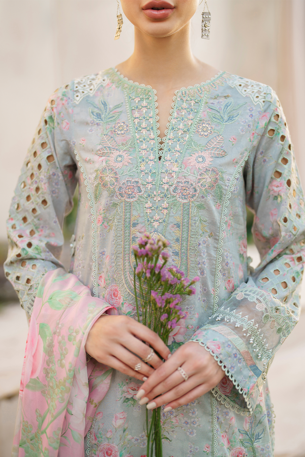 Iznik | Festive lawn 24 | SFL-07 -  Iznik Luxury - Original Designer Dress - House of Maryam