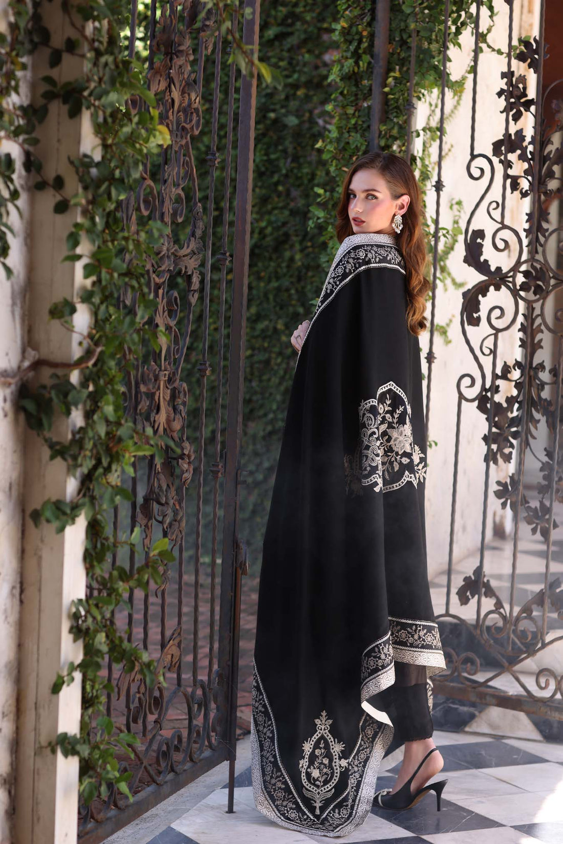 Noor by Saadia Asad | Winter Pashmina 25 | Obsidian