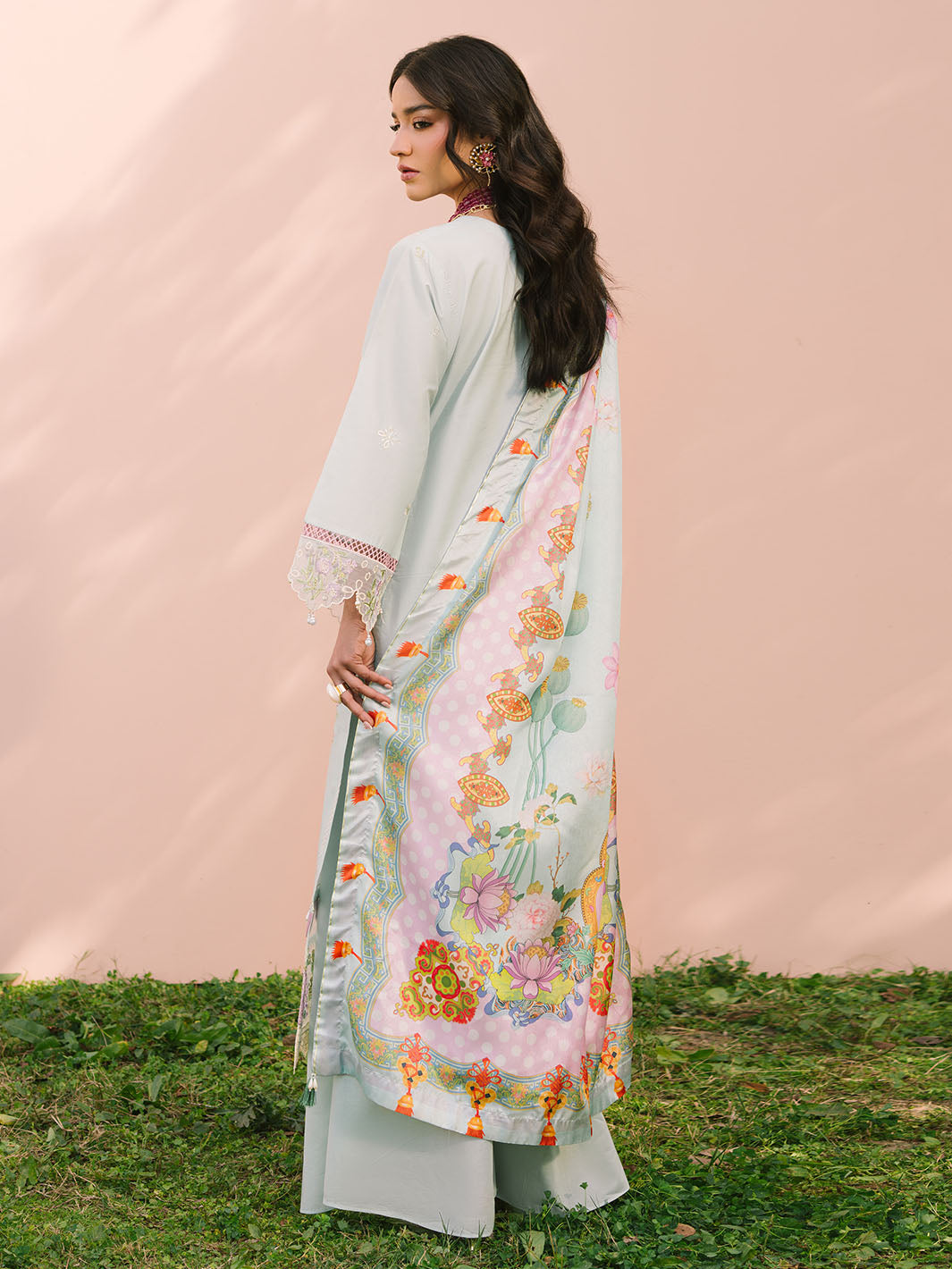 Mahnur | Dahlia Luxury Lawn 25 | Advina -  Mahnur Ladies Clothes - Original Designer Dress - House of Maryam