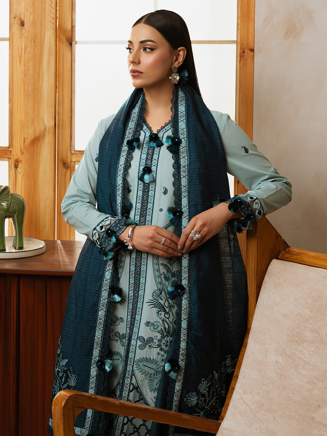 Mahnur | Florence Luxury Lawn 25 | AIYLEEN -  Mahnur Ladies Clothes - Original Designer Dress - House of Maryam