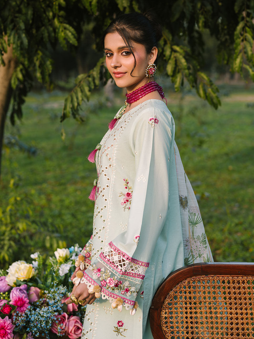 Mahnur | Dahlia Luxury Lawn 25 | Ana -  Mahnur Ladies Clothes - Original Designer Dress - House of Maryam