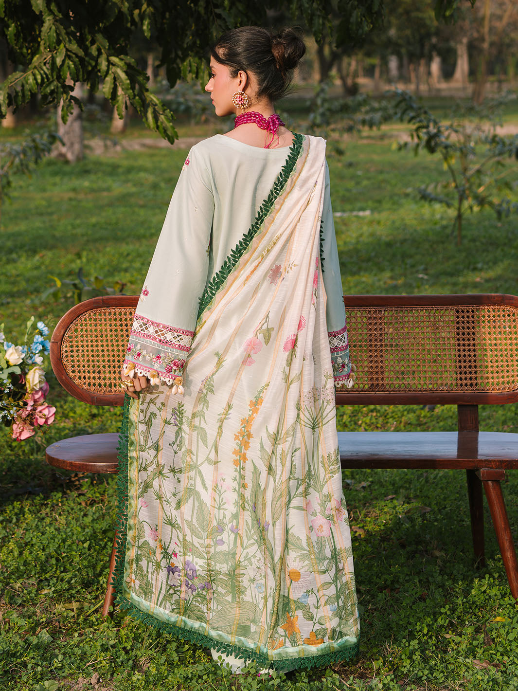 Mahnur | Dahlia Luxury Lawn 25 | Ana -  Mahnur Ladies Clothes - Original Designer Dress - House of Maryam