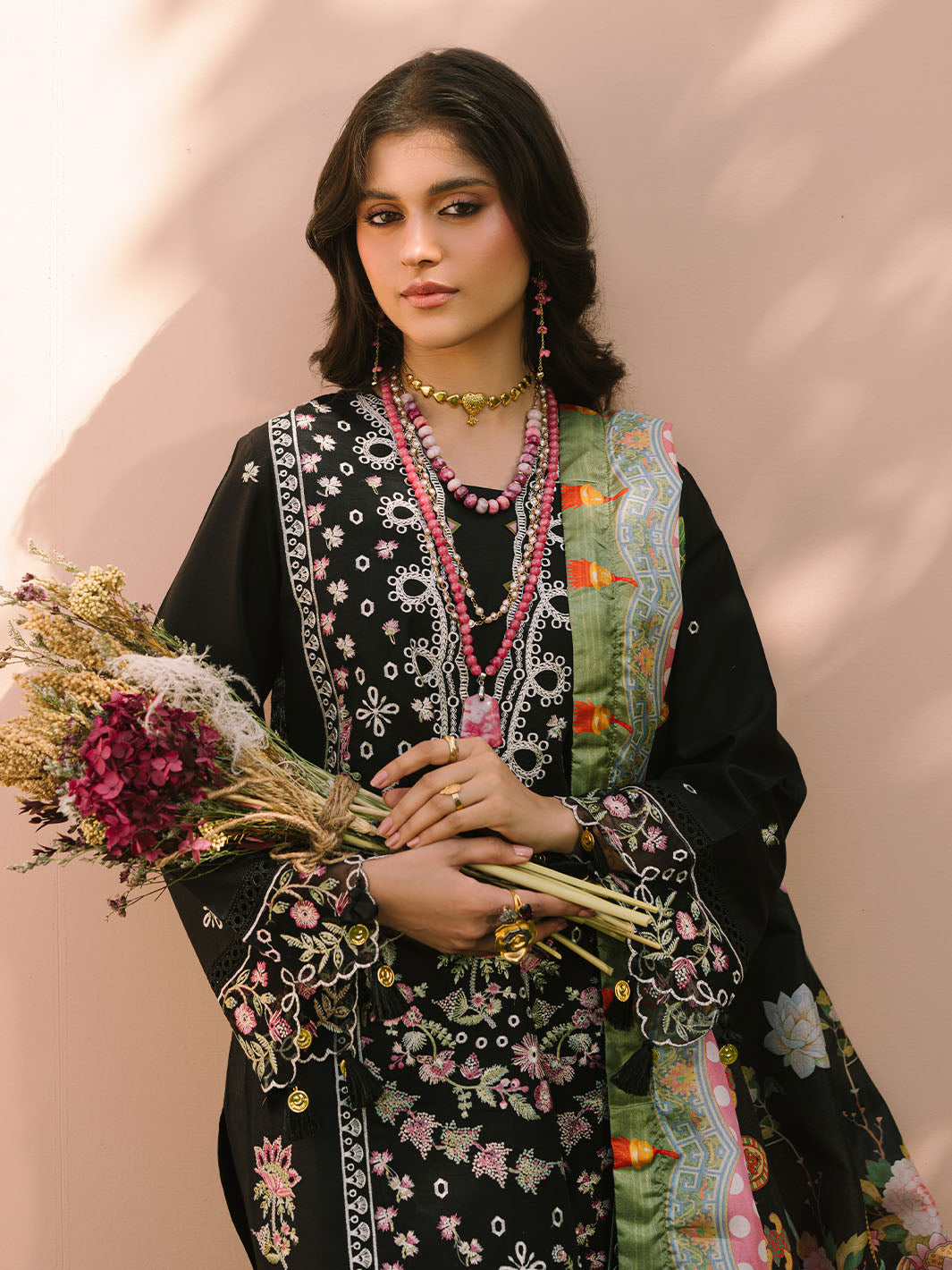 Mahnur | Dahlia Luxury Lawn 25 | Aurora -  Mahnur Ladies Clothes - Original Designer Dress - House of Maryam