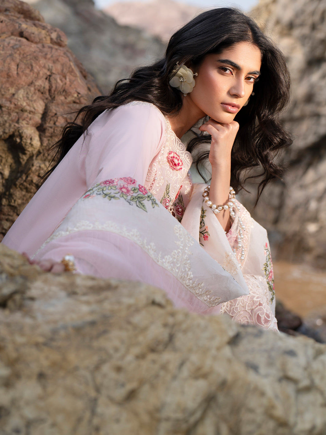 Mahnur | Sirena Luxury Lawn 25 | Azalea -  Mahnur Ladies Clothes - Original Designer Dress - House of Maryam