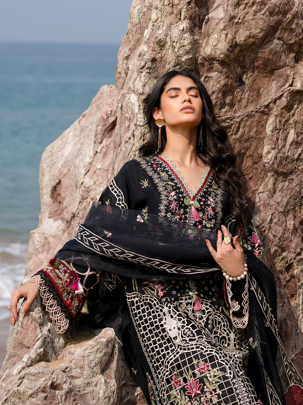 Mahnur | Sirena Luxury Lawn 25 | Azure -  Mahnur Ladies Clothes - Original Designer Dress - House of Maryam