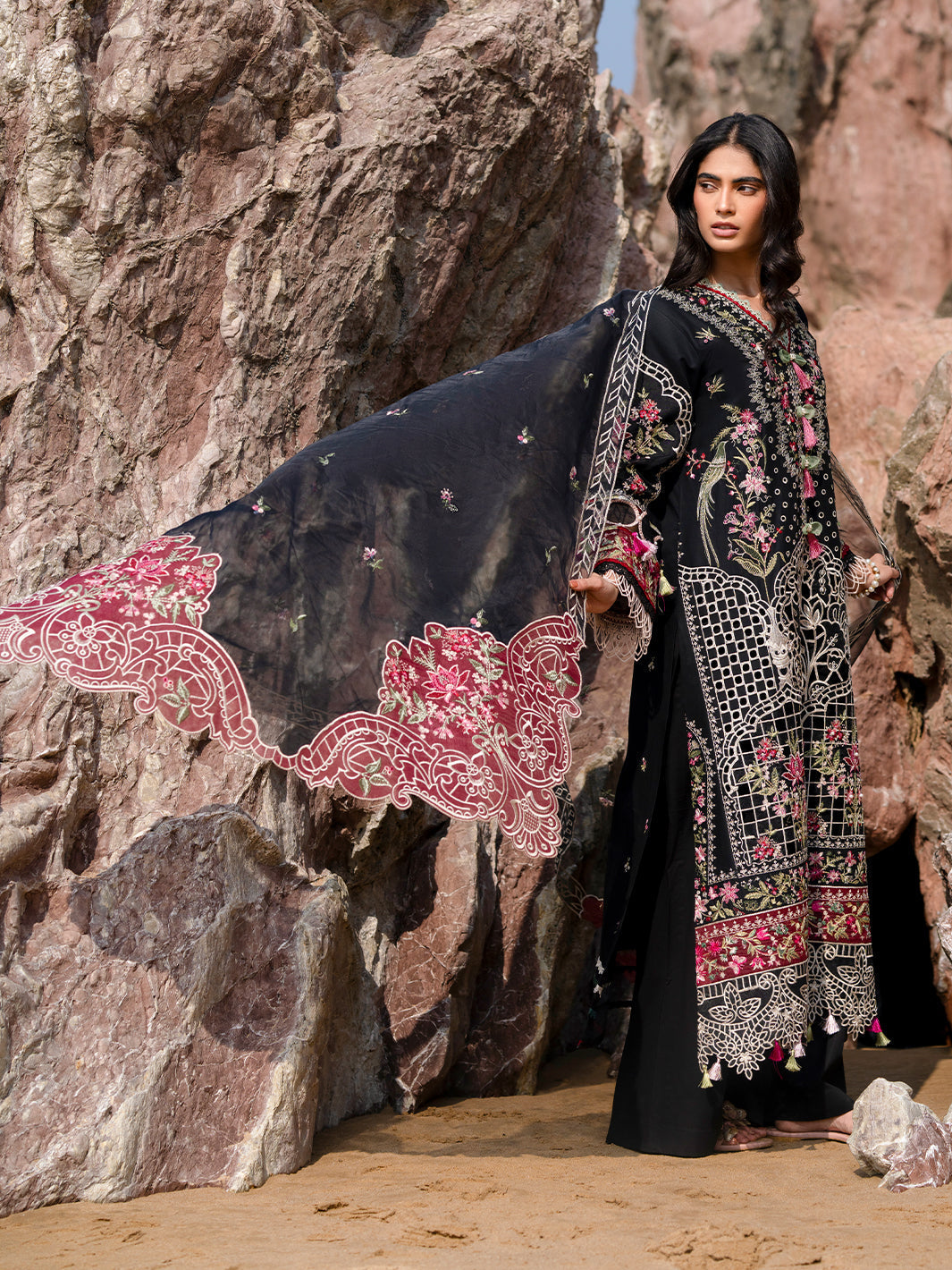 Mahnur | Sirena Luxury Lawn 25 | Azure -  Mahnur Ladies Clothes - Original Designer Dress - House of Maryam
