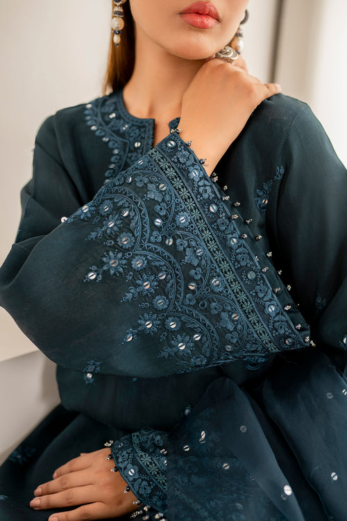 Baroque | Velvet Formals | SILK UF-696 -  Baroque Ladies Clothes - Original Designer Dress - House of Maryam
