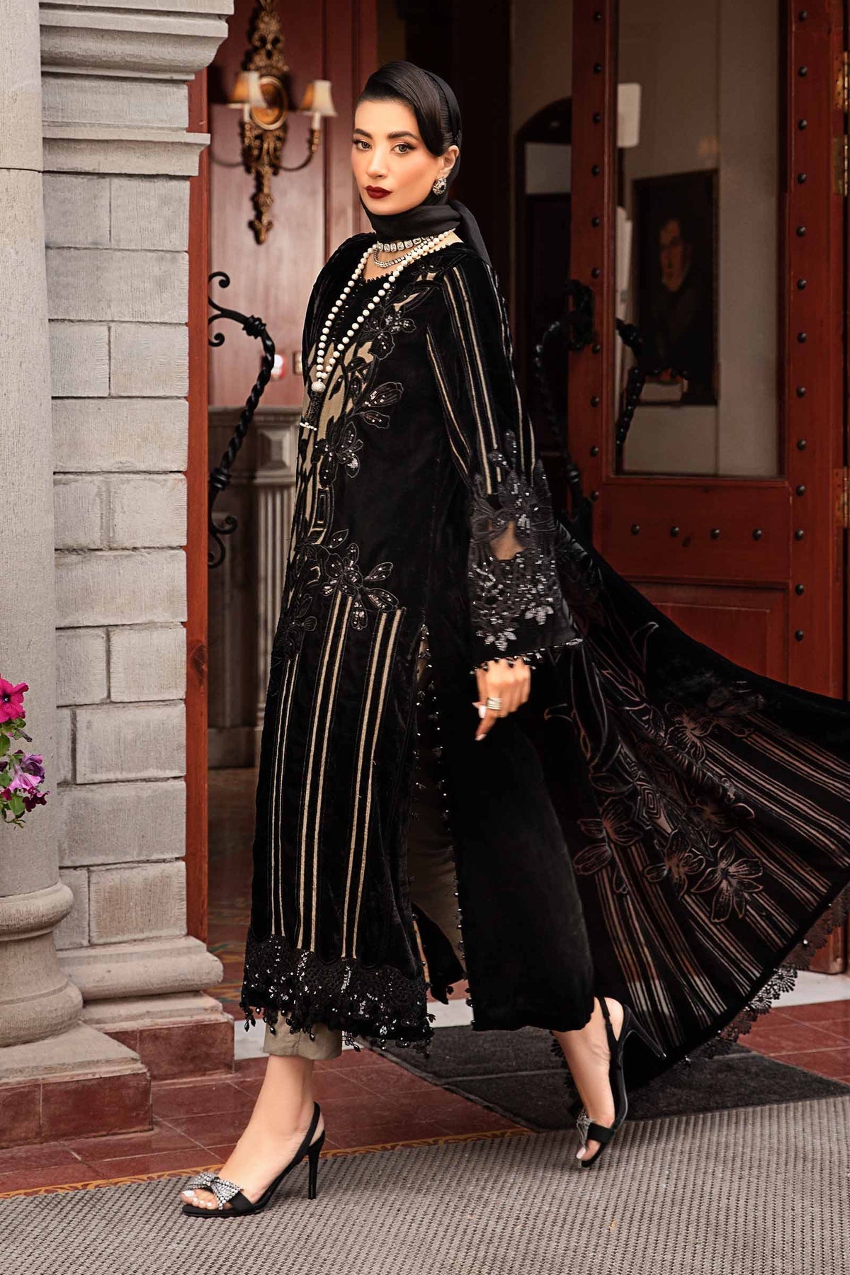 Maria B | Winter Luxe 24 | Velvet DL-1205 -  Maria B Ladies Clothes - Original Designer Dress - House of Maryam