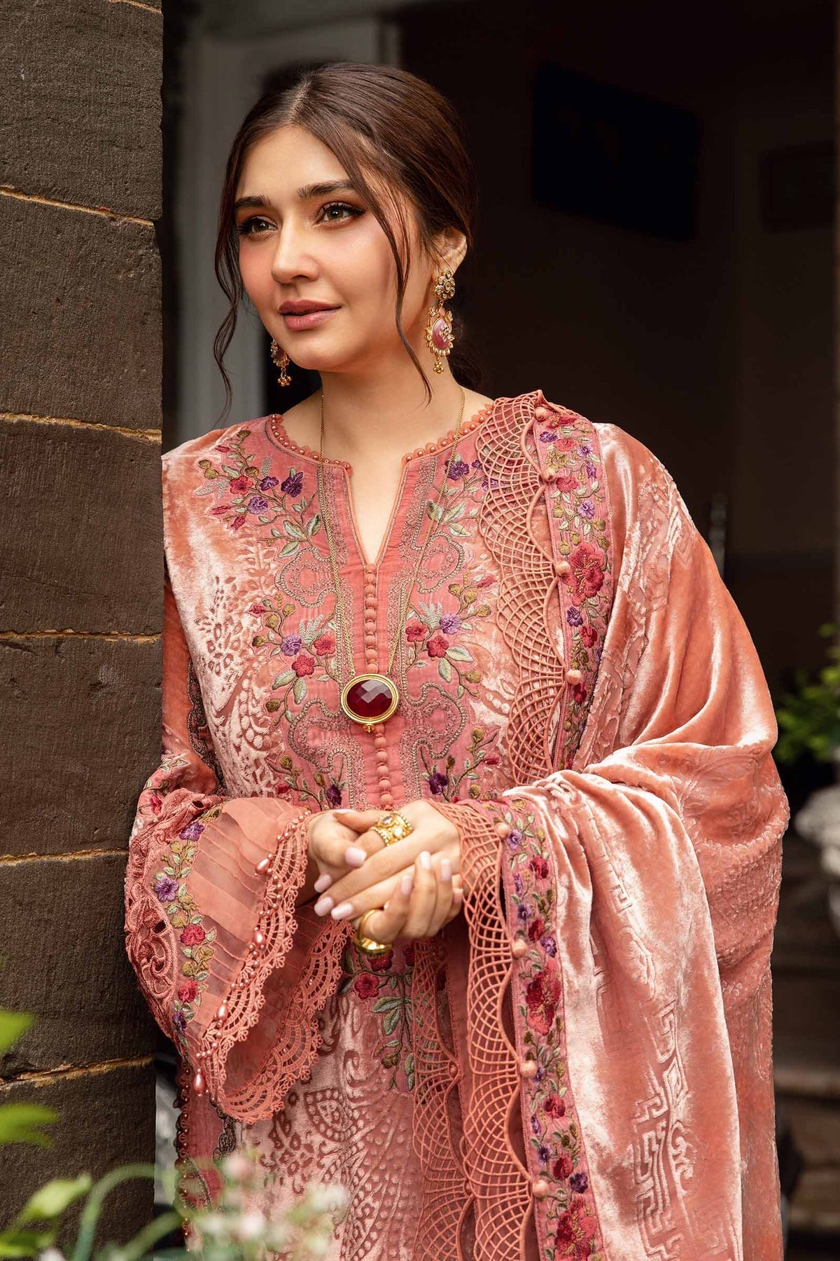 Maria B | Winter Luxe 24 | Velvet DL-1206 -  Maria B Ladies Clothes - Original Designer Dress - House of Maryam