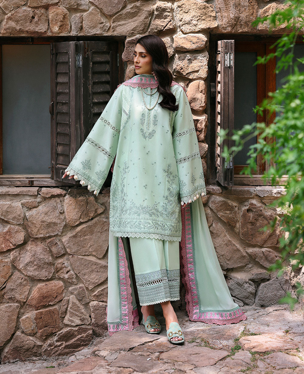 Republic Womenswear | Talia Luxury Lawn 25 | D4-A - Zayli -  Republic Womenswear Ladies Clothes - Original Designer Dress - House of Maryam