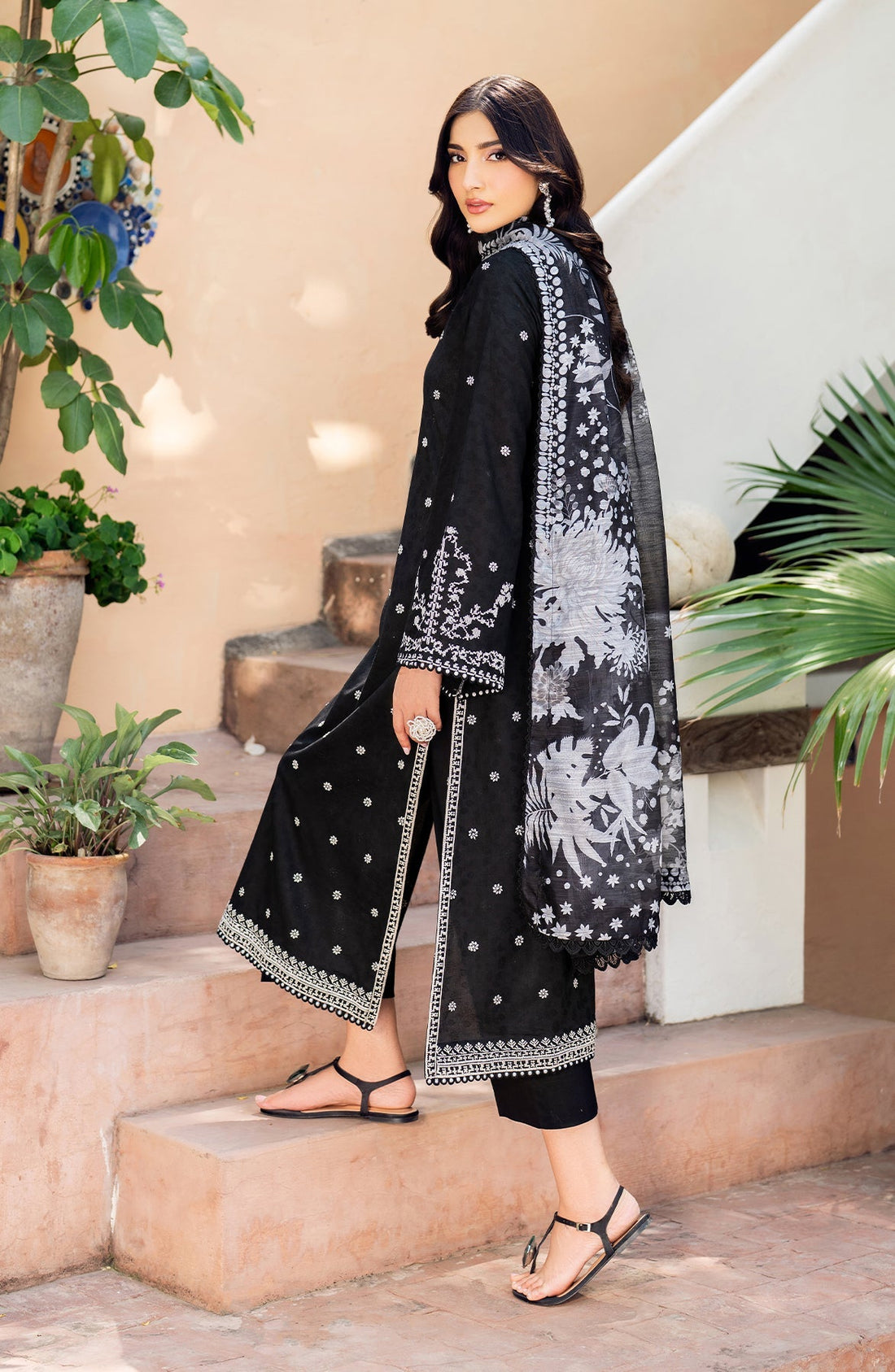 Zarif | Nura Textured Lawn 25 |  MILHA -  Zarif Ladies Clothes - Original Designer Dress - House of Maryam