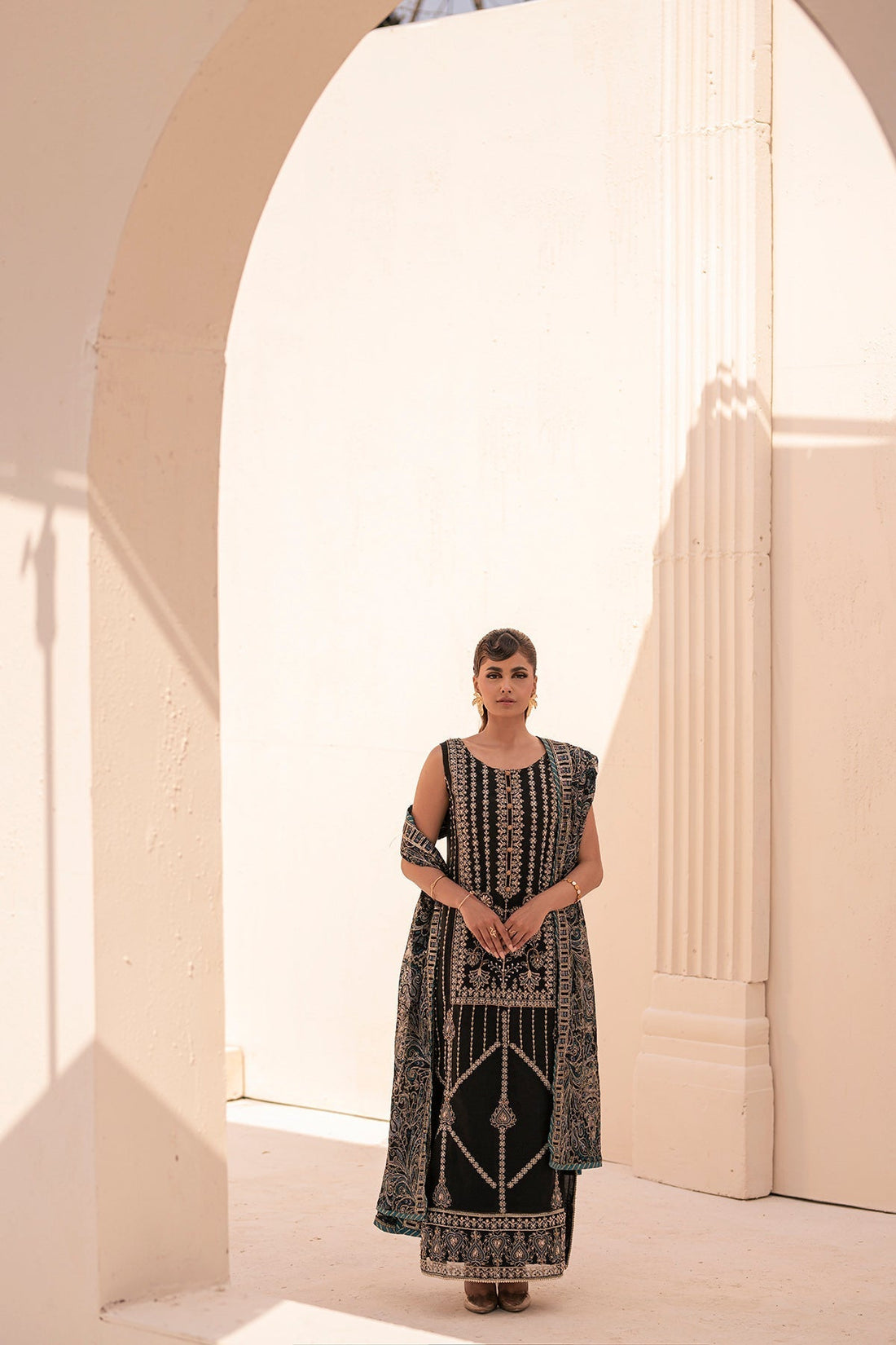 House of Nawab | Miorah Formals | ISOOD - A -  House of Nawab Ladies Clothes - Original Designer Dress - House of Maryam