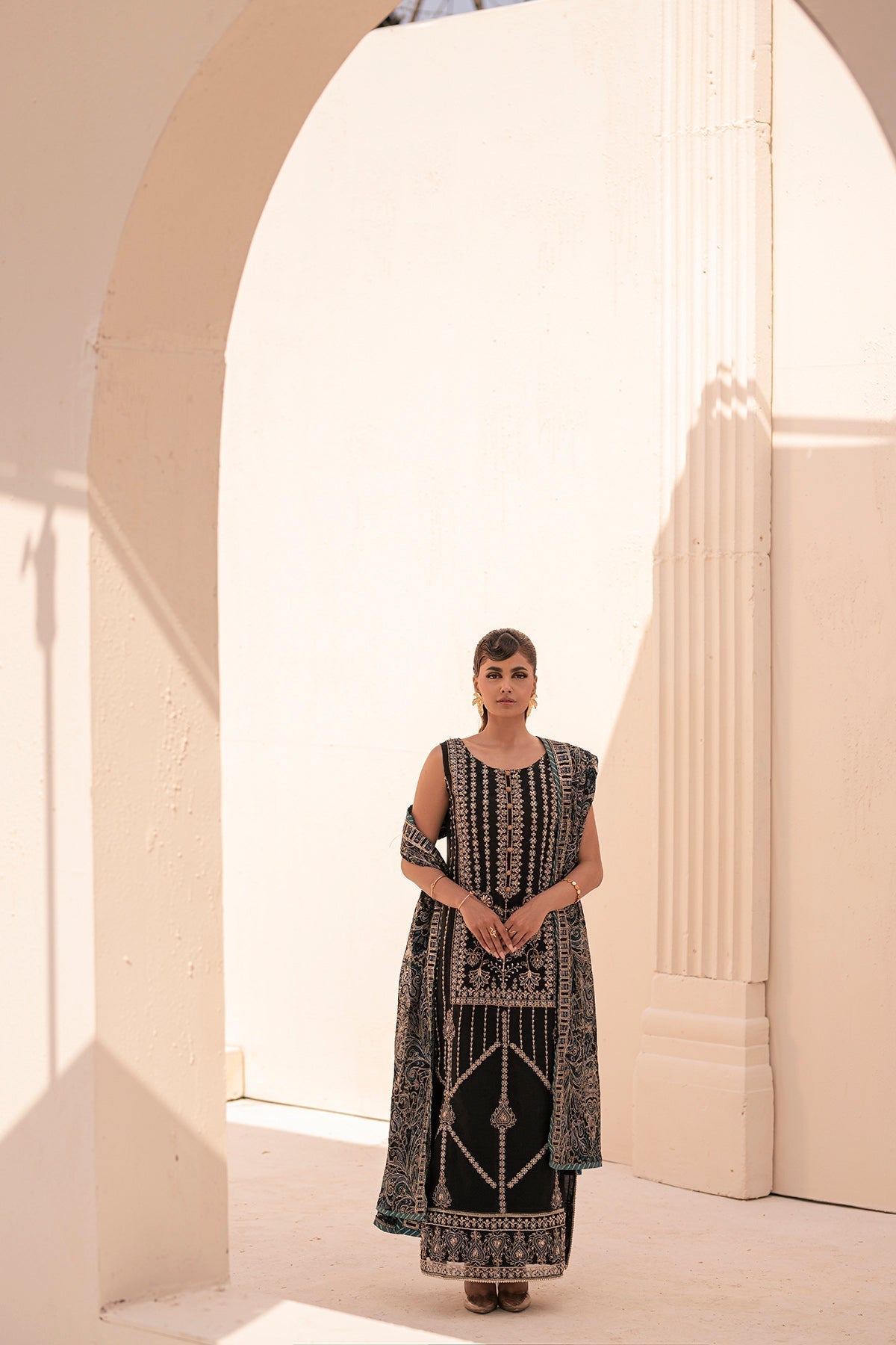 House of Nawab | Miorah Formals | ISOOD - A -  House of Nawab Ladies Clothes - Original Designer Dress - House of Maryam