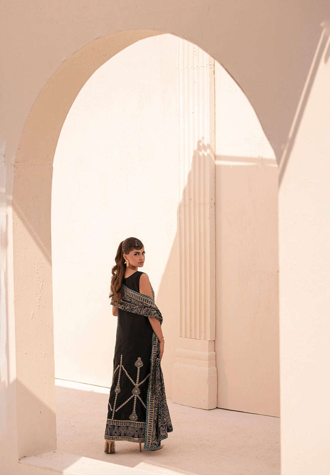 House of Nawab | Miorah Formals | ISOOD - A -  House of Nawab Ladies Clothes - Original Designer Dress - House of Maryam