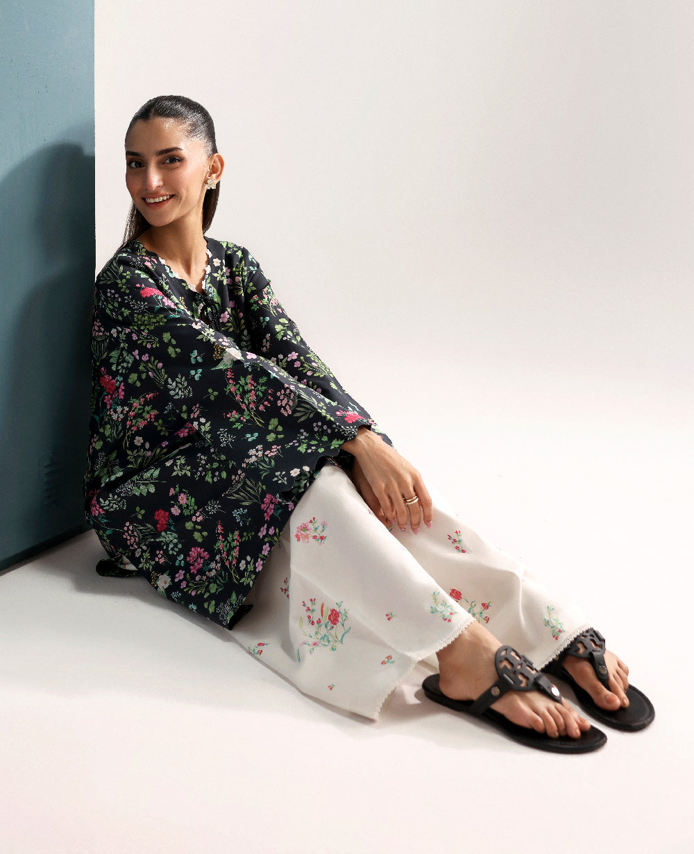 Republic Womenswear | Essentials Pre Fall | Eloise -  Republic Womenswear Ladies Clothes - Original Designer Dress - House of Maryam