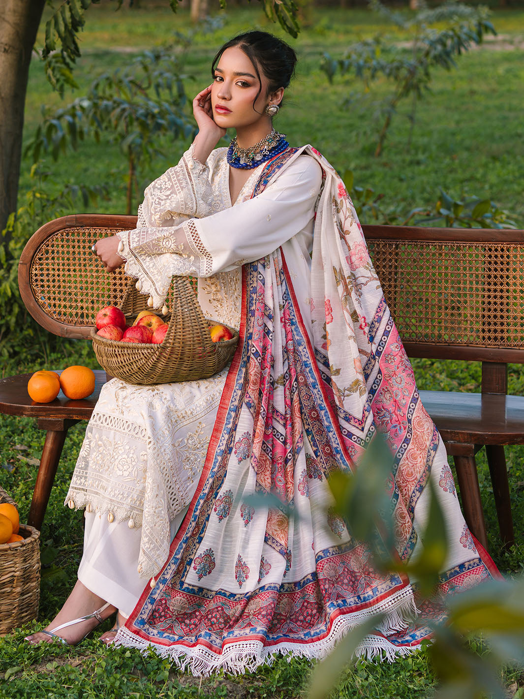 Mahnur | Dahlia Luxury Lawn 25 | Gia -  Mahnur Ladies Clothes - Original Designer Dress - House of Maryam