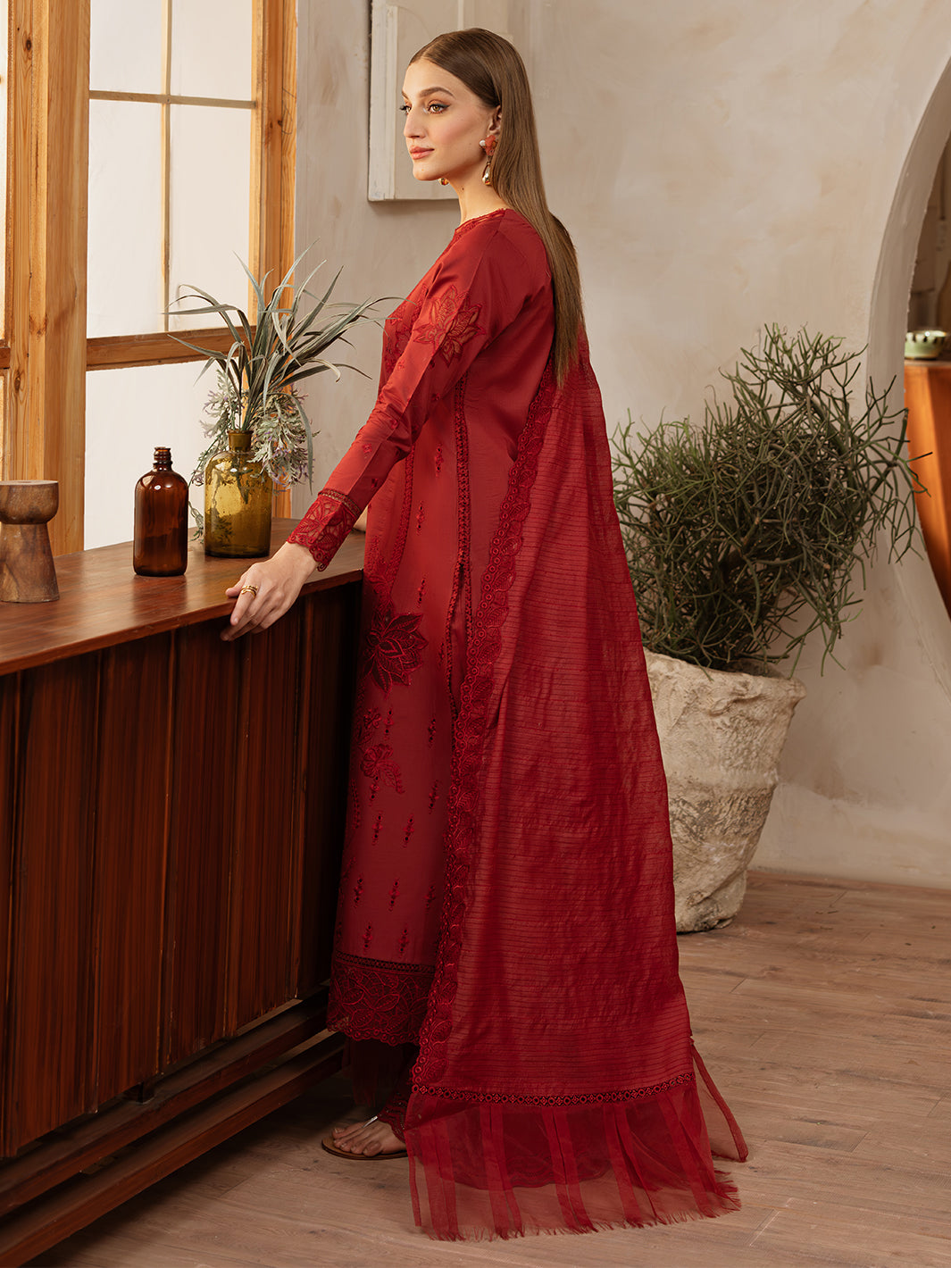 Mahnur | Florence Luxury Lawn 25 | HOORAIN -  Mahnur Ladies Clothes - Original Designer Dress - House of Maryam