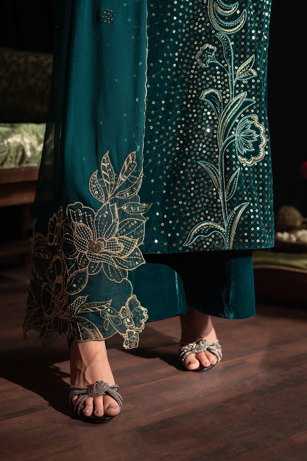 Iznik | Exclusive Velvet | IV-47 -  Iznik Ladies Clothes - Original Designer Dress - House of Maryam