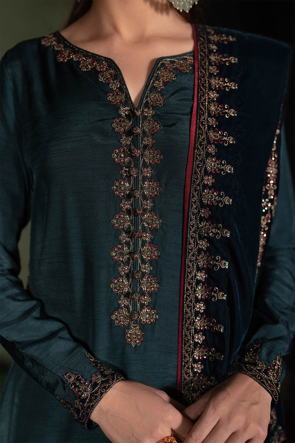 Iznik | Exclusive Velvet | IV-50 -  Iznik Ladies Clothes - Original Designer Dress - House of Maryam