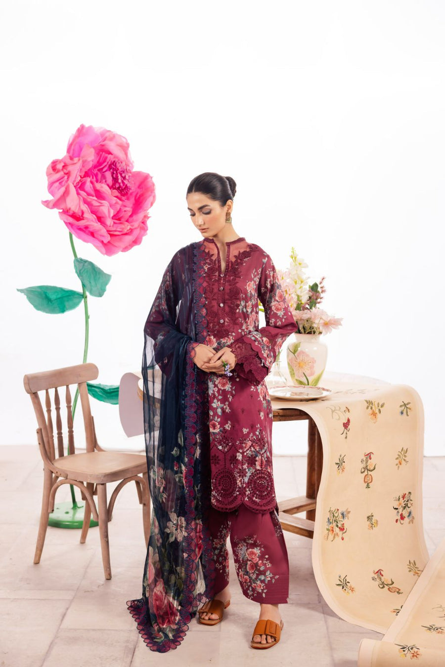 Iznik | Dahlia Embroidered Lawn | DL-11 -  Iznik Luxury - Original Designer Dress - House of Maryam