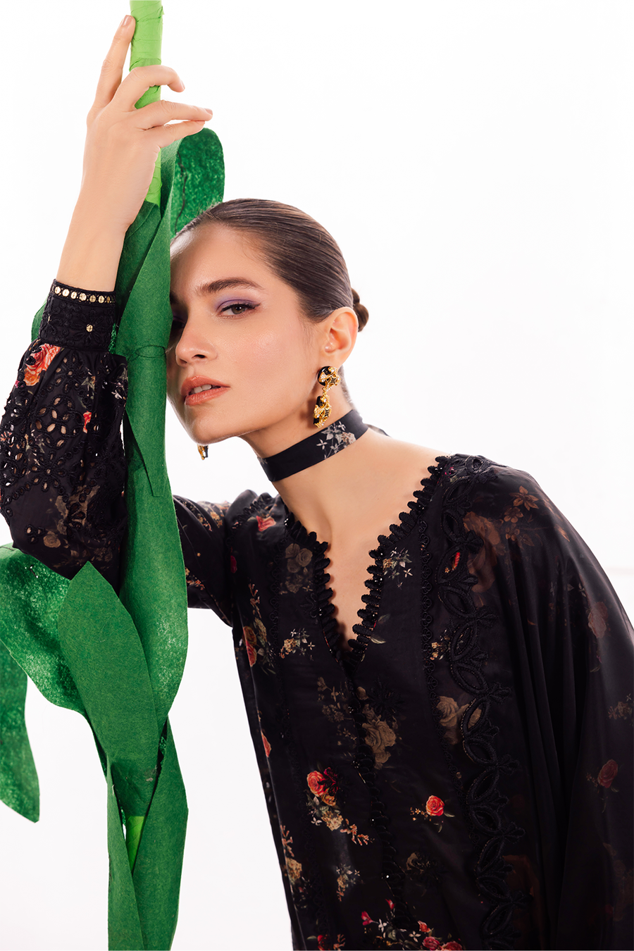 Iznik | Dahlia Embroidered Lawn | DL-08 -  Iznik Luxury - Original Designer Dress - House of Maryam