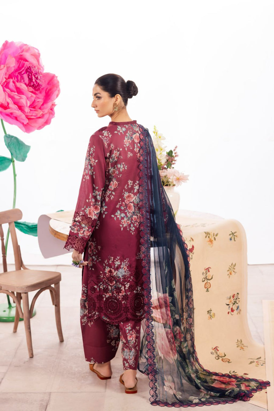 Iznik | Dahlia Embroidered Lawn | DL-11 -  Iznik Luxury - Original Designer Dress - House of Maryam