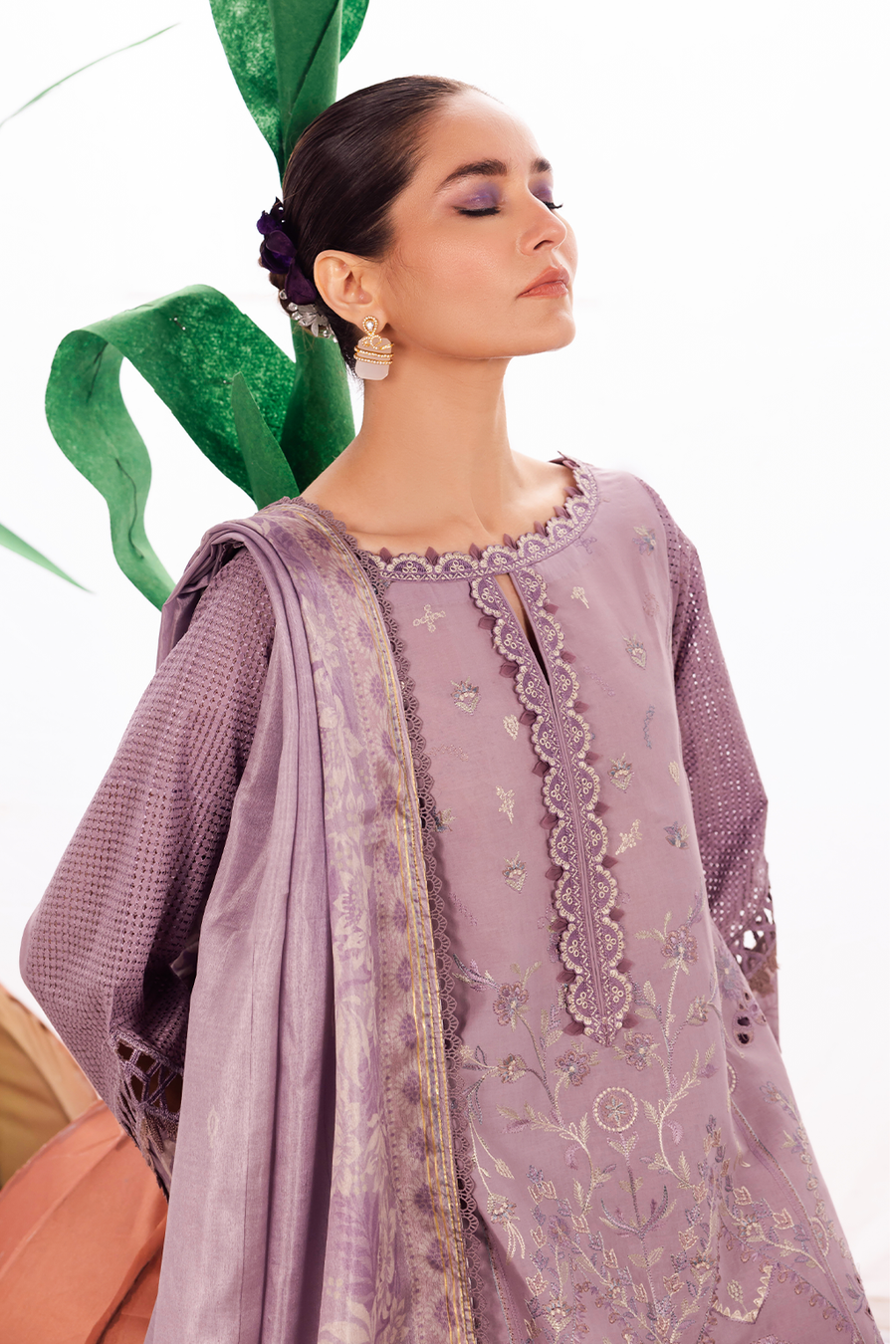 Iznik | Dahlia Embroidered Lawn | DL-04 -  Iznik Luxury - Original Designer Dress - House of Maryam