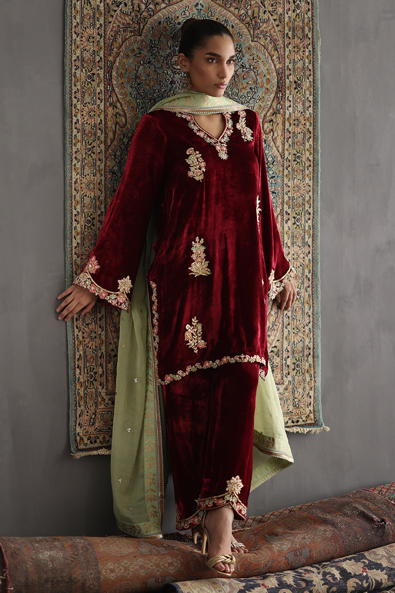 Sana Abbas | Velvet Formals | KARLA -  Sana Abbas Ladies Clothes - Original Designer Dress - House of Maryam