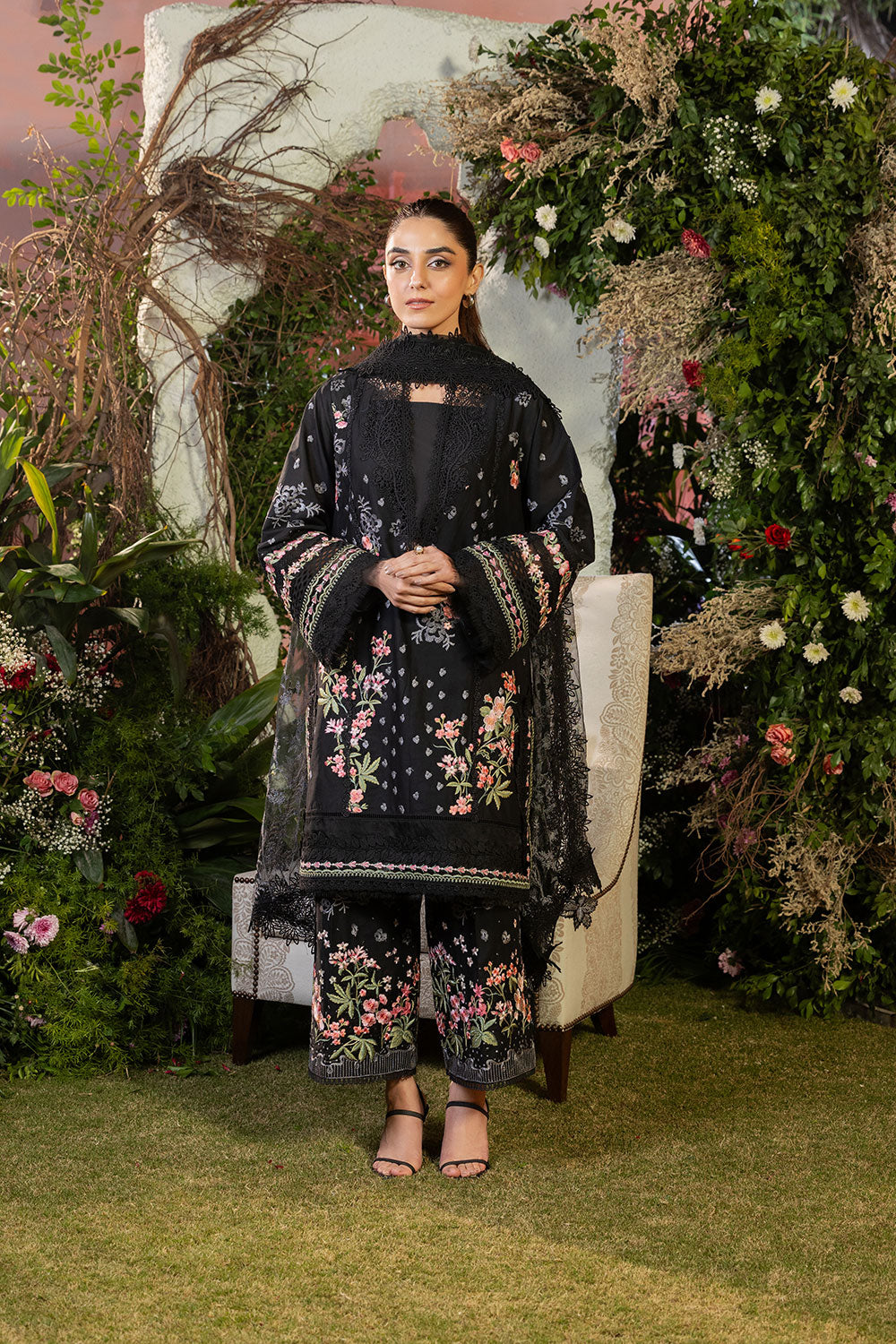 Sobia Nazir | Luxury Lawn 25 | 14B -  Sobia Nazir Ladies Clothes - Original Designer Dress - House of Maryam