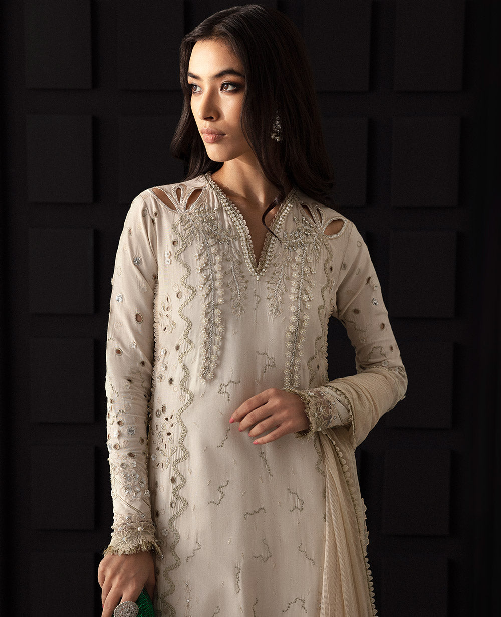 Republic Womenswear | Jeune Fille 24 | LF-163 -  Republic Womenswear Formal - Original Designer Dress - House of Maryam