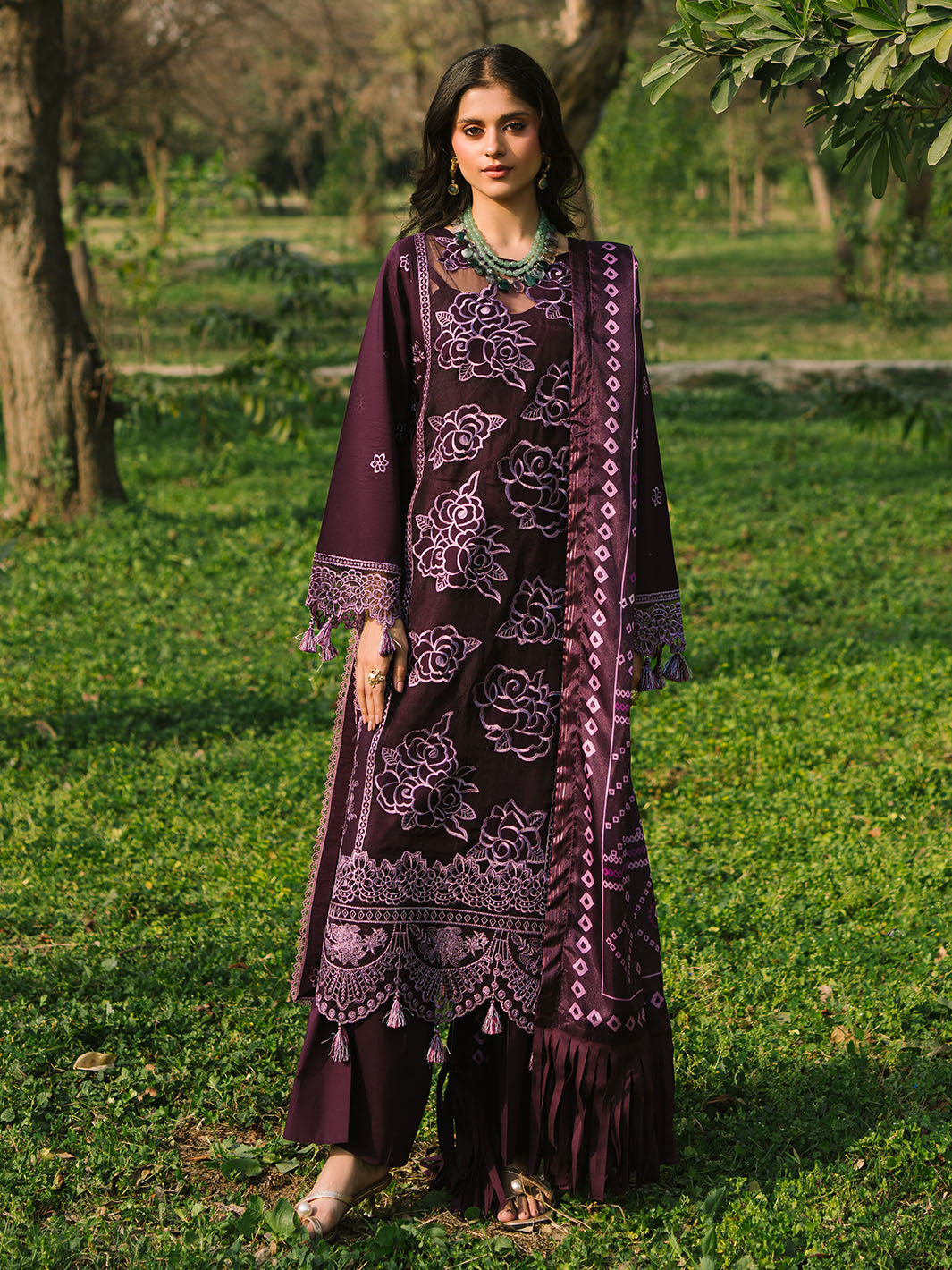 Mahnur | Dahlia Luxury Lawn 25 | Lea -  Mahnur Ladies Clothes - Original Designer Dress - House of Maryam