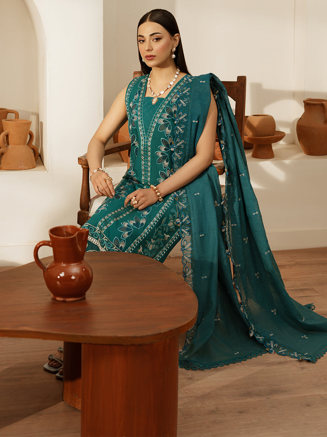 Mahnur | Florence Luxury Lawn 25 | LANA -  Mahnur Ladies Clothes - Original Designer Dress - House of Maryam