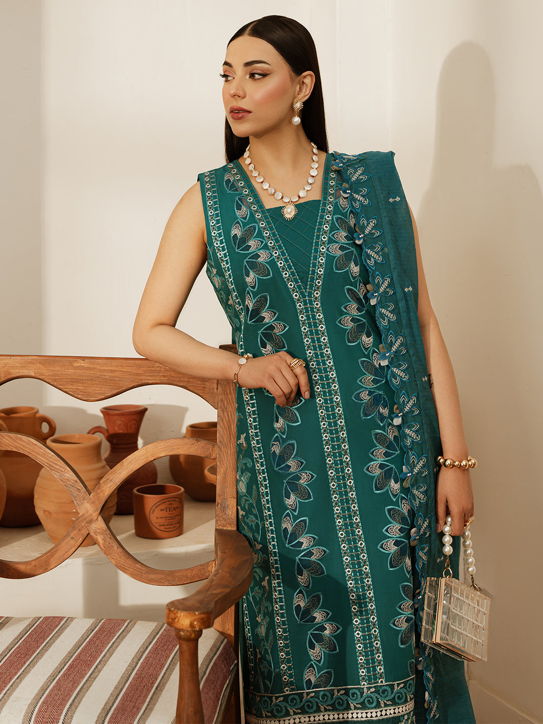 Mahnur | Florence Luxury Lawn 25 | LANA -  Mahnur Ladies Clothes - Original Designer Dress - House of Maryam